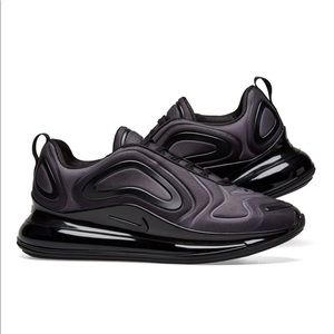 NIKE AIR MAX 720 (BLACK / BLACK-ANTHRACITE)